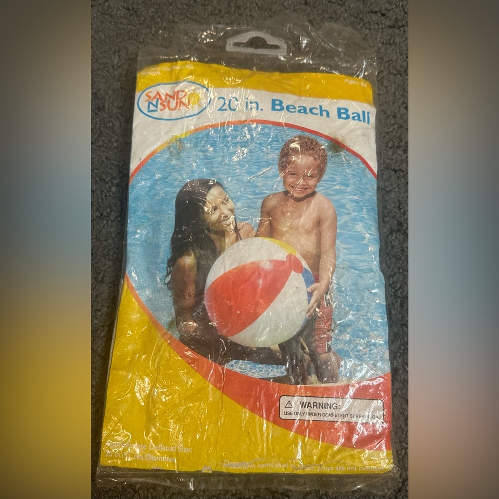 Sand N Sun 20 in Glossy Beach Ball Red White Yellow Blue Vintage New